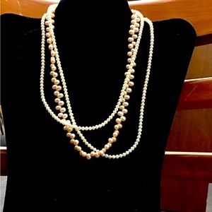 NWOT Stunning light pink and white faux pearl Necklace